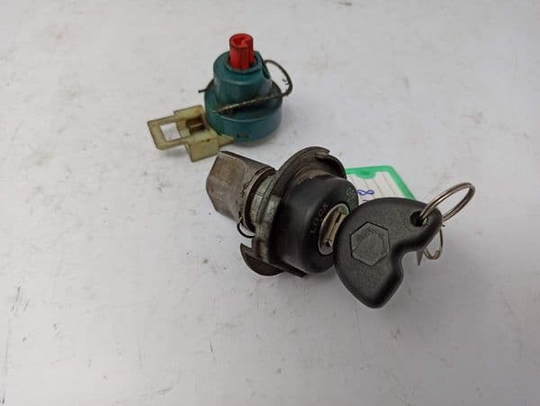 Clausor Contacto Piaggio X8 125
