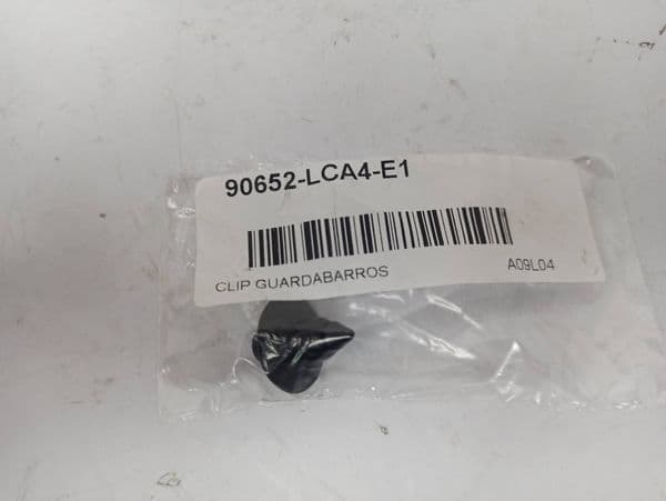 Clip Guardabarros Kymco Agility City 125 2009 - 2015