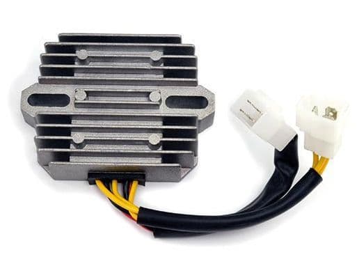 Regulador de corriente Triumph 675 Daytona