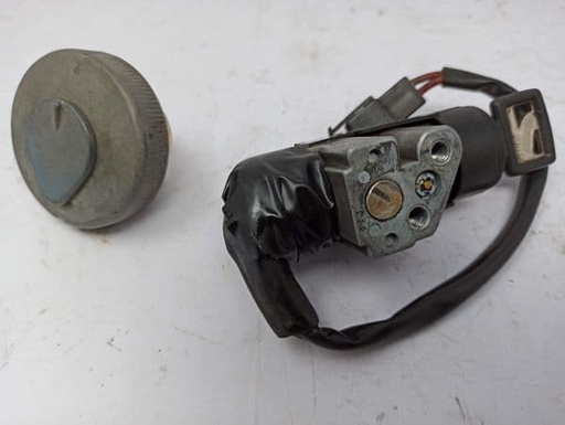 [CL1177.] Clausor Contacto Y Tapón Depósito Honda Foresight 250