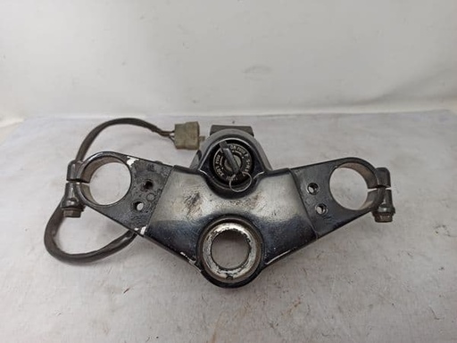 [CL4107.] Clausor Con Tija Kawasaki Gpz S 500 1990 - 1995