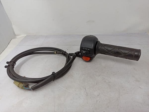 [CONM3496.] Conmutador Derecho Y Gas Yamaha Teo'S 125 2000