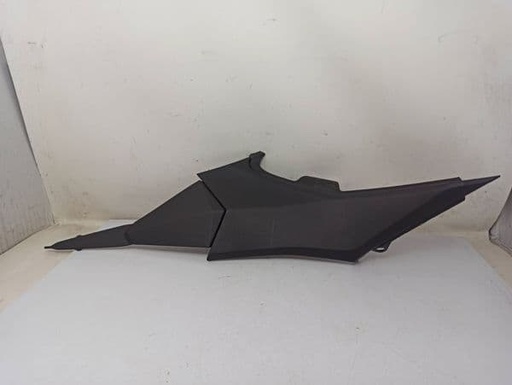[PLAST10723.] Cubierta Lateral Izquierda Kawasaki Z 800 2013 - 2015
